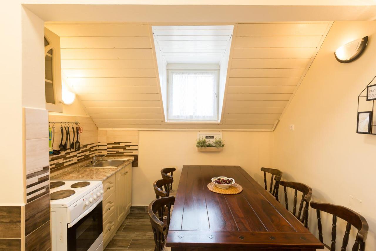 Holiday House Siofok Bagian luar foto