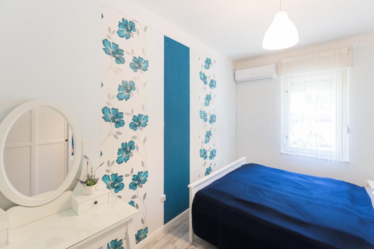 Holiday House Siofok Bagian luar foto
