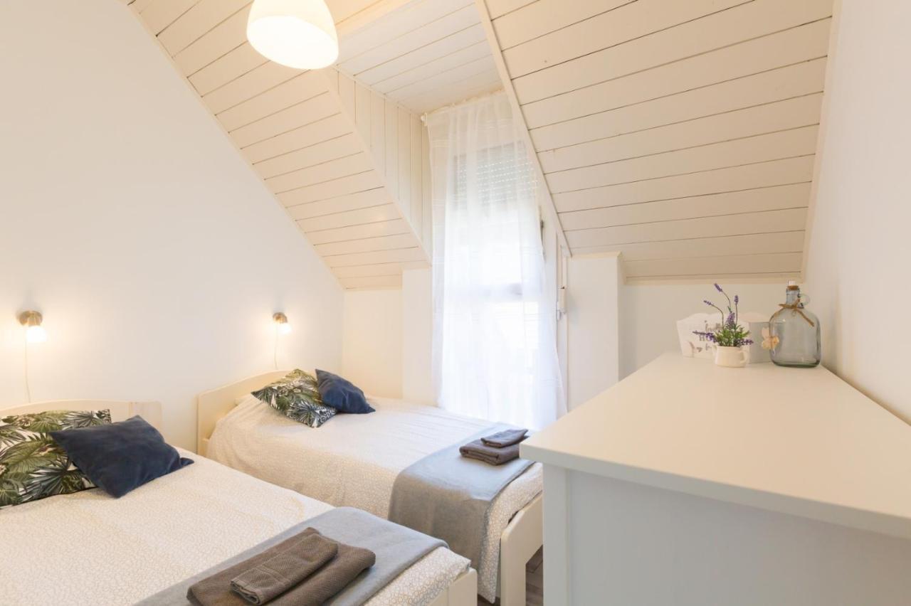 Holiday House Siofok Bagian luar foto
