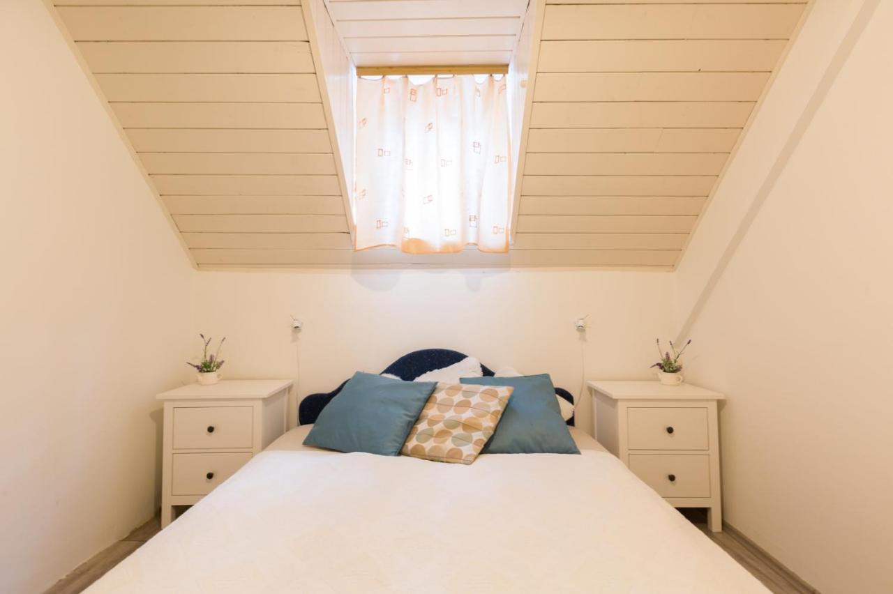 Holiday House Siofok Bagian luar foto